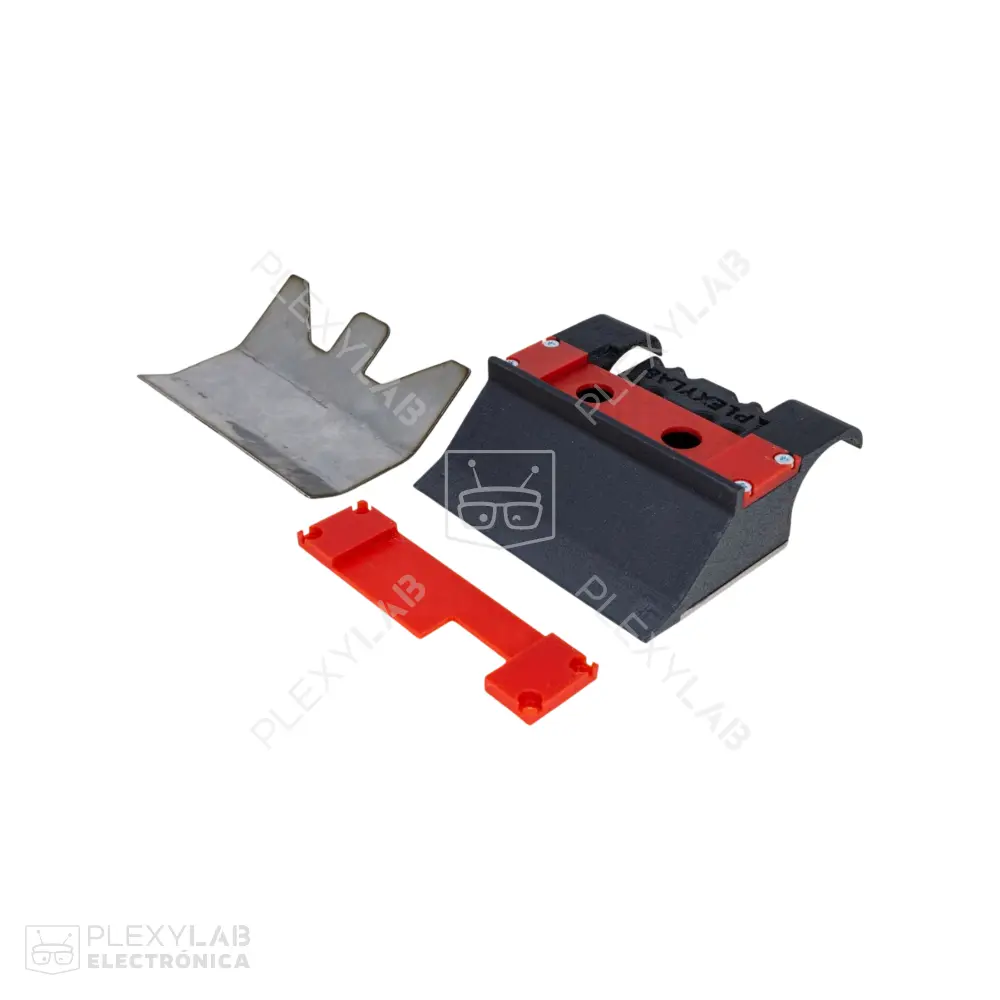 chasis-robot-minisumo-profesional-de-10x10-cm-en-impresion-3d-con-cuchilla-002