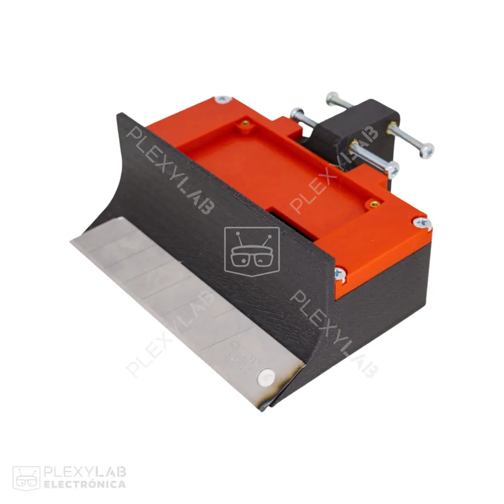 Chasis robot minisumo amateur de 10x10 cm en impresión 3D 